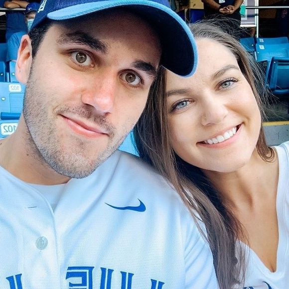 Meet your Posher, Allison - Picture 1 of 1